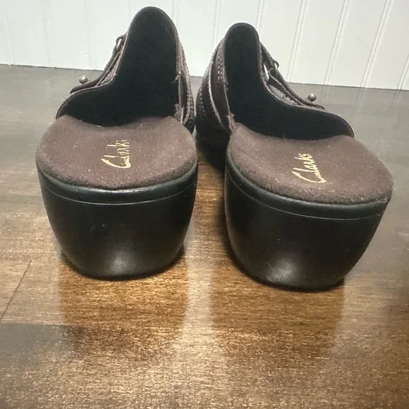 Clark’s slides. Women’s size 9. Brown leather. Excellent condition. Mules - Picture 4 of 7